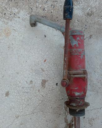 Pompa a mano per liquidi