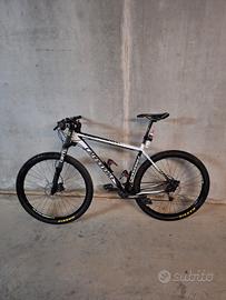 Cannondale f29 lefty