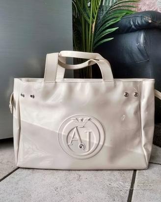 Borsa armani