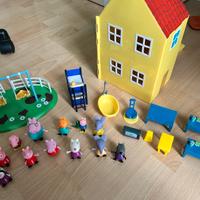 Casa di peppa pig e giardino