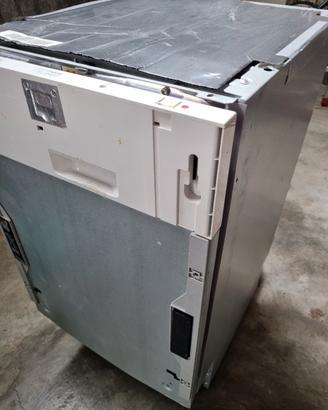 lavastoviglie 45cm Hotpoint 