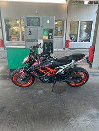 KTM DUKE 390 (leggere descrizione