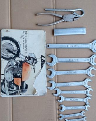Manuale uso e manutenzione moto Laverda 750 SF