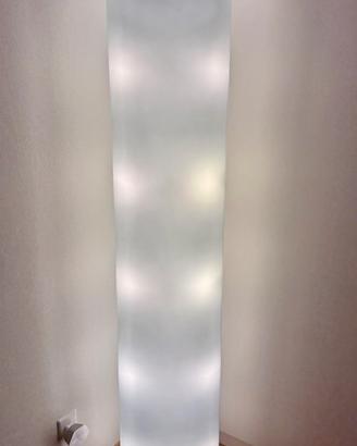 Lampada Pirellone di Fontana Arte