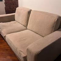 Divano beige / sabbia