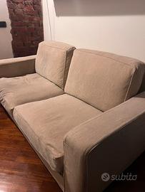 Divano beige / sabbia