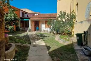 Casa indipendente via Umberto 1