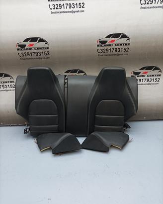 Sedili in pelle nera posteriore mercedes classe e