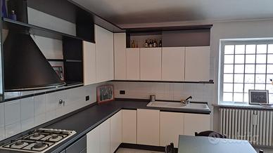 cucina moderna completa