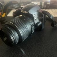Nikon D3200 + 18 - 55 VR - meno di 500 scatti