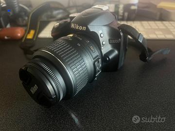Nikon D3200 + 18 - 55 VR - meno di 500 scatti