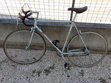 Bici da corsa storica svizzera Cilo Vitus