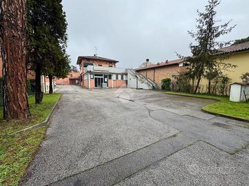 NEGOZIO A BAGNACAVALLO