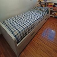 Letto singolo con 2 letto estraibile con trasporto