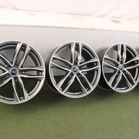 Cerchi in lega Audi TT RS 19 ORIGINALI 8S06010250