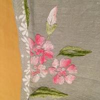 Copriletto puro lino ricamato a mano