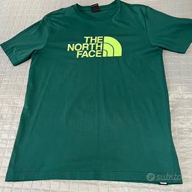 T-shirt The north face