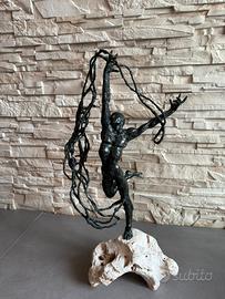 STATUA IN BRONZO