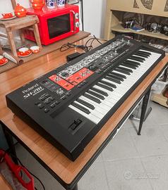 Roland sh-201