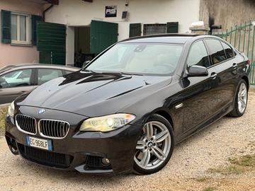 Bmw 550i MSPORT PELLE NAVI PRO KMCERT UNICOPR