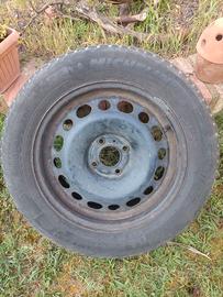 4 Cerchi auto invernali + gomme