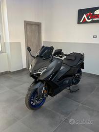 Yamaha TMAX 560