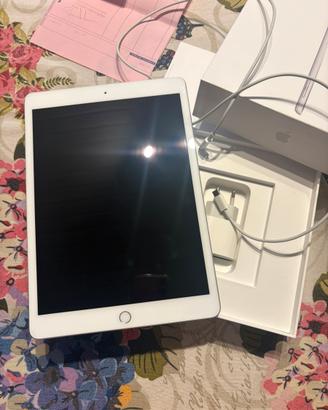Apple Ipad 8ª generazione 10,2 Wi-Fi +Cell  32 GB