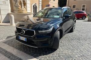 VOLVO XC40 D3 MOMENTUM GEARTRONIC