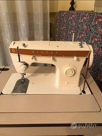 MACCHINA DA CUCIRE “ SINGER “