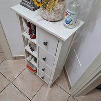 mobiletto bianco in legno 