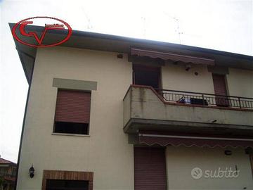 Appartamento di 110 m² con 5 locali e box auto a B