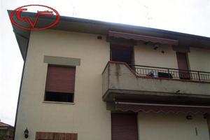 Appartamento di 110 m² con 5 locali e box auto a B