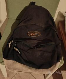 Zaino Reebok Vintage Nero con Fondo in Suede