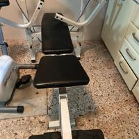 Panca combinata pe allenamento
