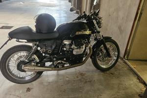 Moto Guzzi V7