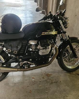 Moto Guzzi V7