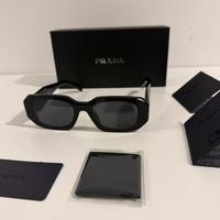 Occhiali da sole prada