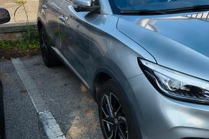 mg zs luxury full optional 1.5 unico proprietario 