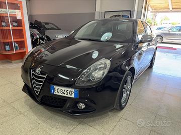 GIULIETTA 2.0 JTDM-2 Distinctive