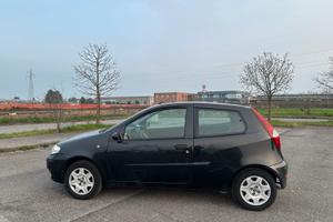 Fiat Punto Benzina 1.2 storicità completa trattabi