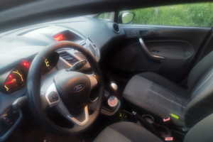 Ford Fiesta 1,4 benzina/gpl