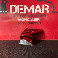 Faro fanale posteriore DX Toyota Auris 2017