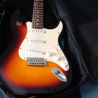 CHITARRA ELETTRICA