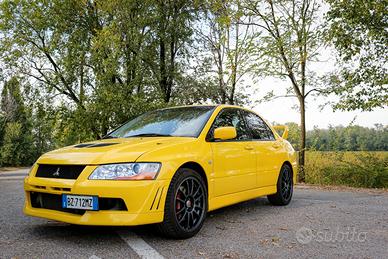 MITSUBISHI Lancer EVO - 2003