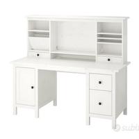 Scrivania bianca IKEA (modello HEMNES)