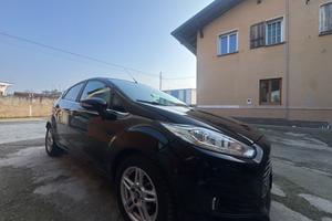 Ford Fiesta 1.4 TDCi 70CV 5 porte Titanium