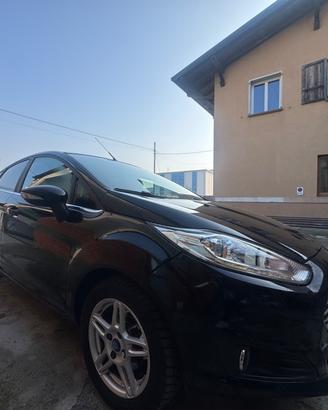 Ford Fiesta 1.4 TDCi 70CV 5 porte Titanium