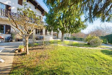 Villa singola con ampio giardino