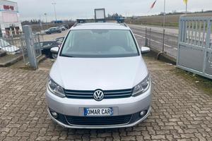 VW TOURAN 1.6 DIESEL 7 POSTI AUTOMATICO NEOP.