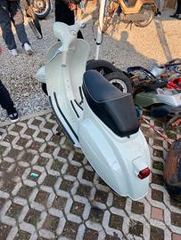 Vespa 50 Prima Serie